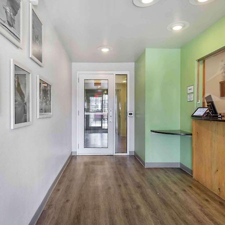 Extended Stay America Select Suites - Ларедо Екстериор снимка