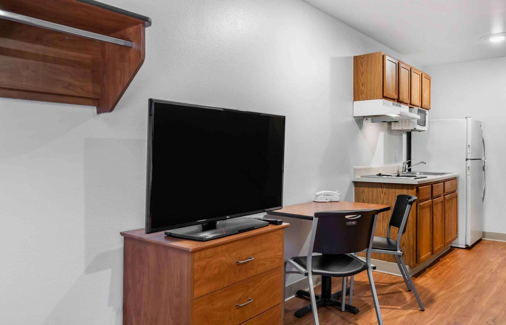 Extended Stay America Select Suites - Ларедо Екстериор снимка
